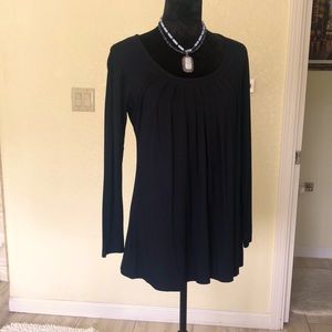 Beautiful black Small scoop neck soft long sleeves